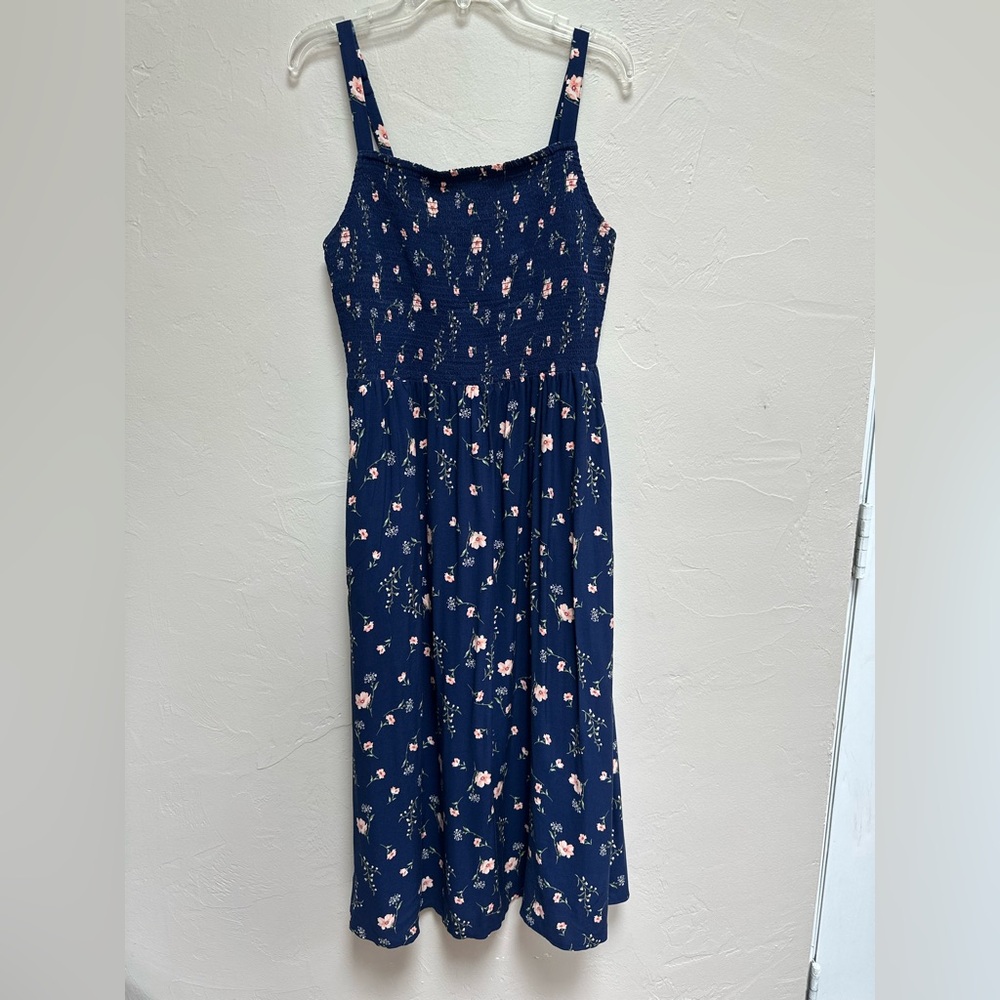 Old Navy Fit & Flare Sundress Smocked Cami Dress Navy Floral Size Small …